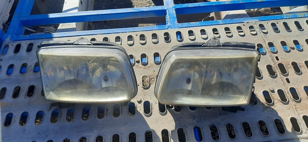 Фарове за фолксваген поло 2001год