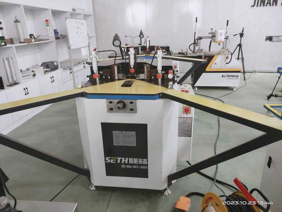 Продам станки для работы с алюминиевым профилем