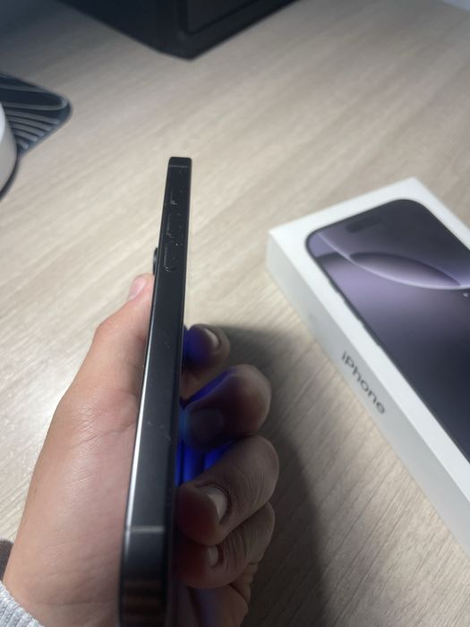 Iphone 16 pro б/у