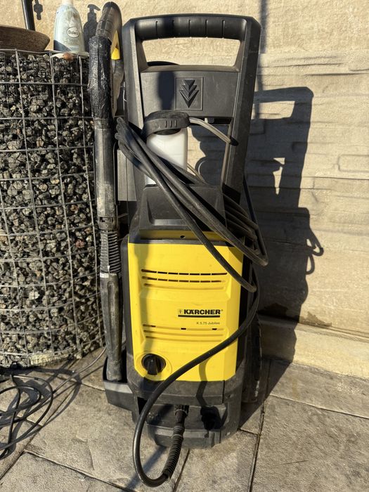 Vând aparat de spălat cu presiune Karcher K5.75 – DEFECT