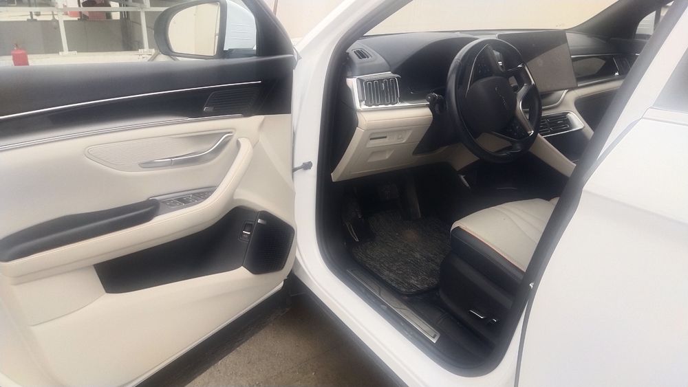 BYD Chempion srochna sotiladi