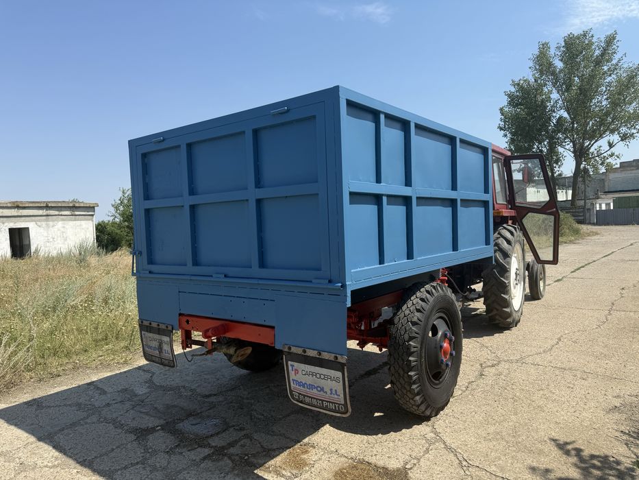 Remorca Monoax 4 , 5 tone Basculabila