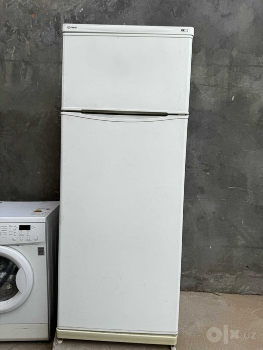 Холодильник Indesit, 2-камерный, б/у