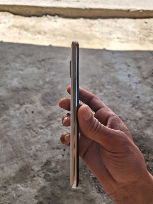 Redmi note 9pro 6 ram 64 rom