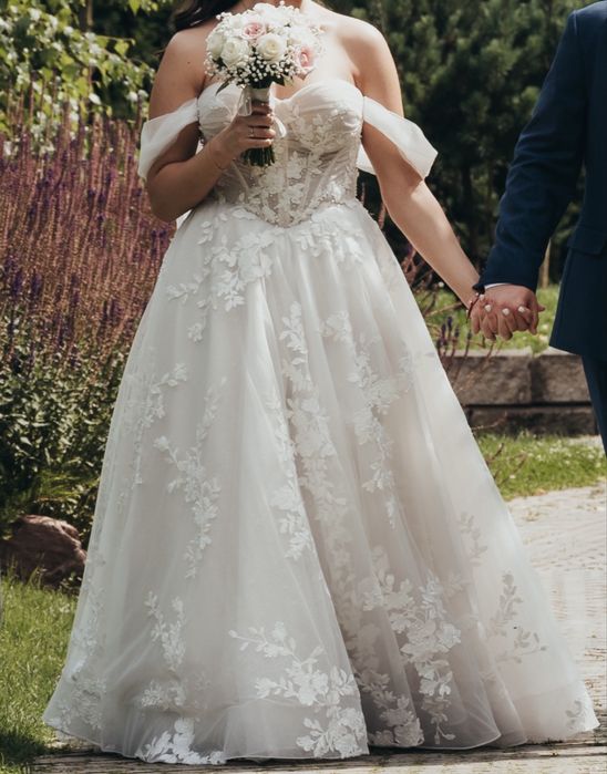 Сватбена рокля 40/42 размер Ателие Ivoire