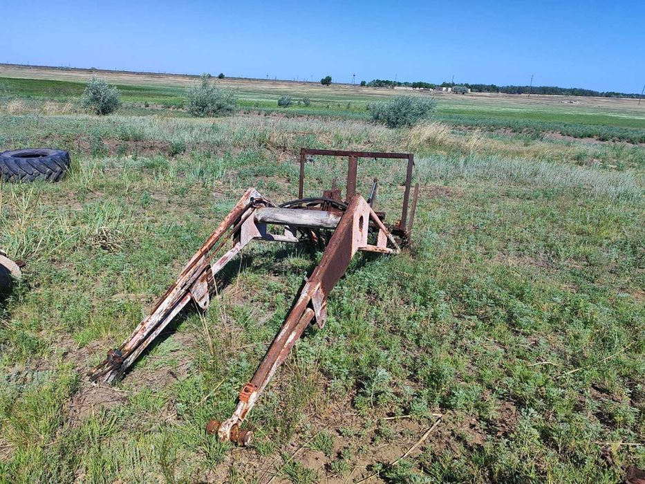 Продам трактор Т -40  в комплекте, на ходу