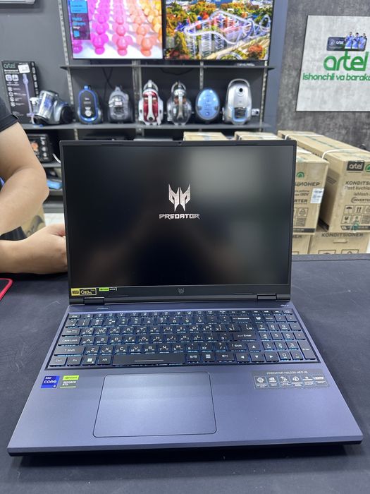 Acer PREDATOR Helios Neo 16 4060