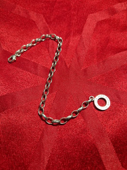 Красива сребърна дизайнерска гривна Tomas Sabo