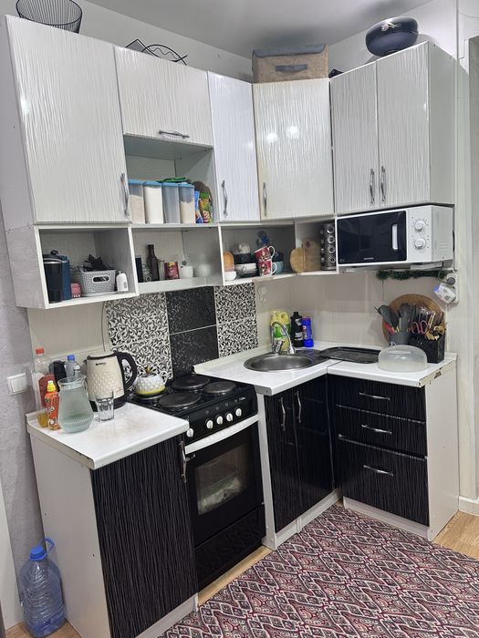 Продаю кухонный гарнитур