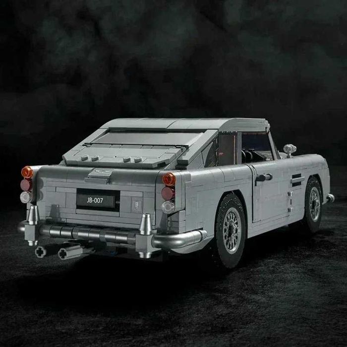 James Bond™ Aston Martin DB5 10262 НОВ