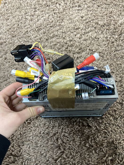 Casetofon auto cu Bluetooth