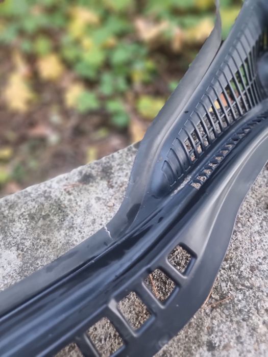 Декоративна кора чистачки пежо 508