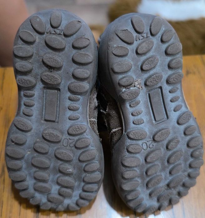 Коледен бебешки ромпър и бебешки ботушки