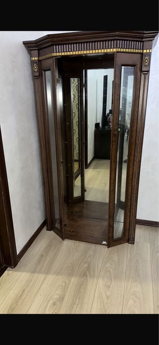 Продам шкаф из массива