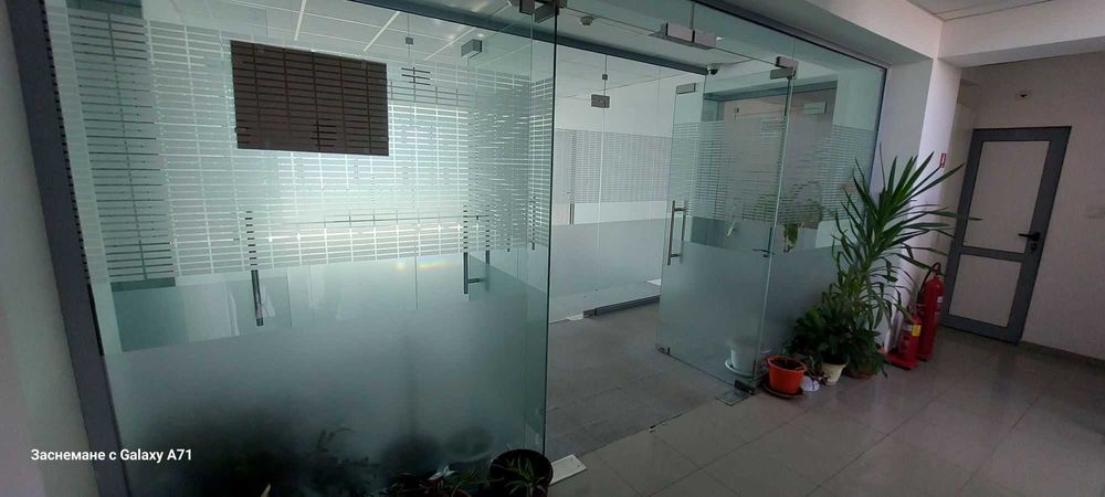 Дава се под наем Офис в София, Левски Г - 152 кв.м за 1368 € - Снимка #3