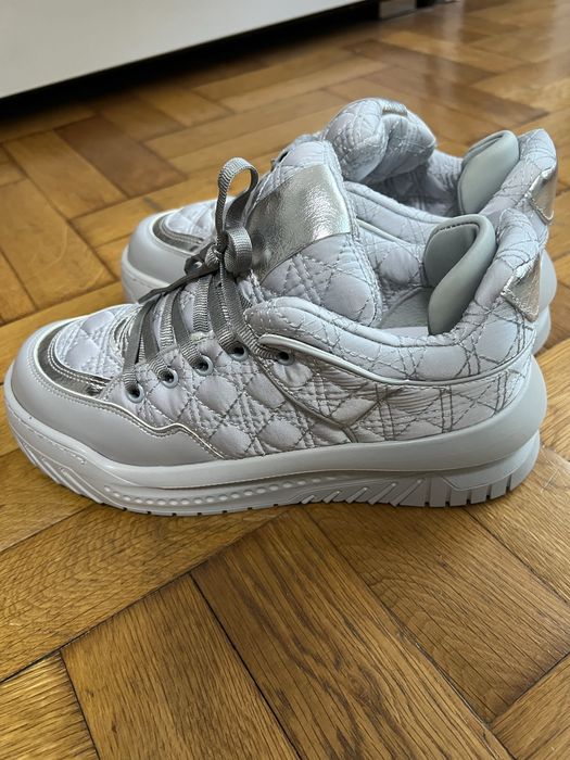 Нови обувки сив цвят 39 размер