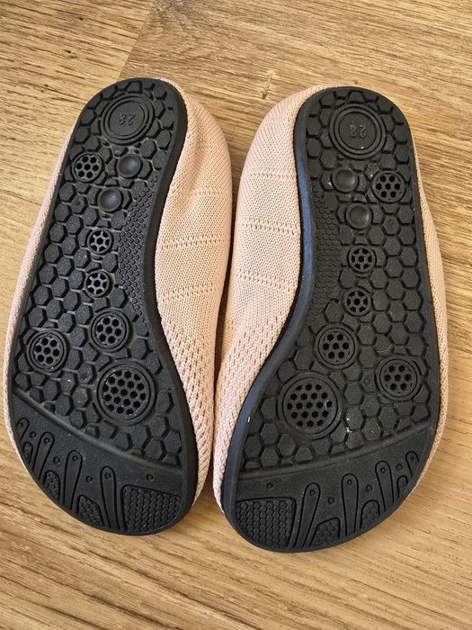 Детски пантофи боси китайчета