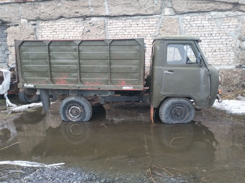 Продам Уаз бортовой