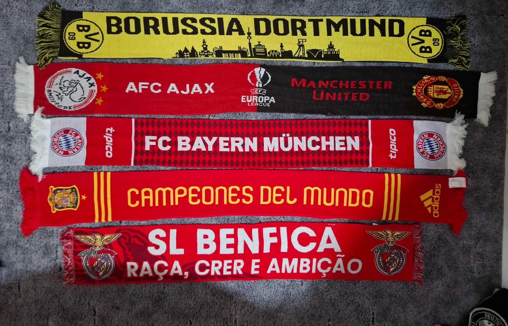 Футболни шалове на отбори