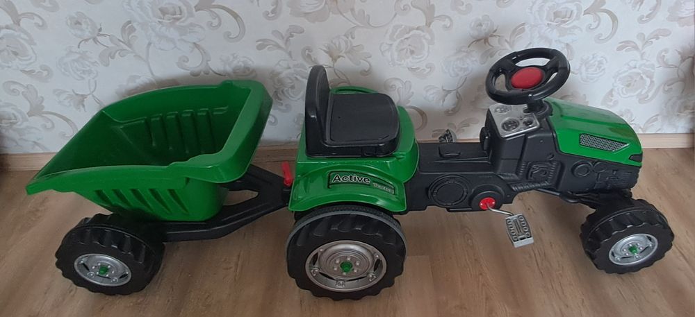 Трактор с ремарке детски