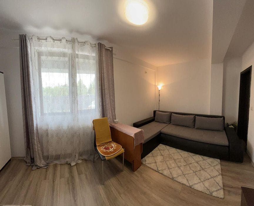 Închiriez garsonieră