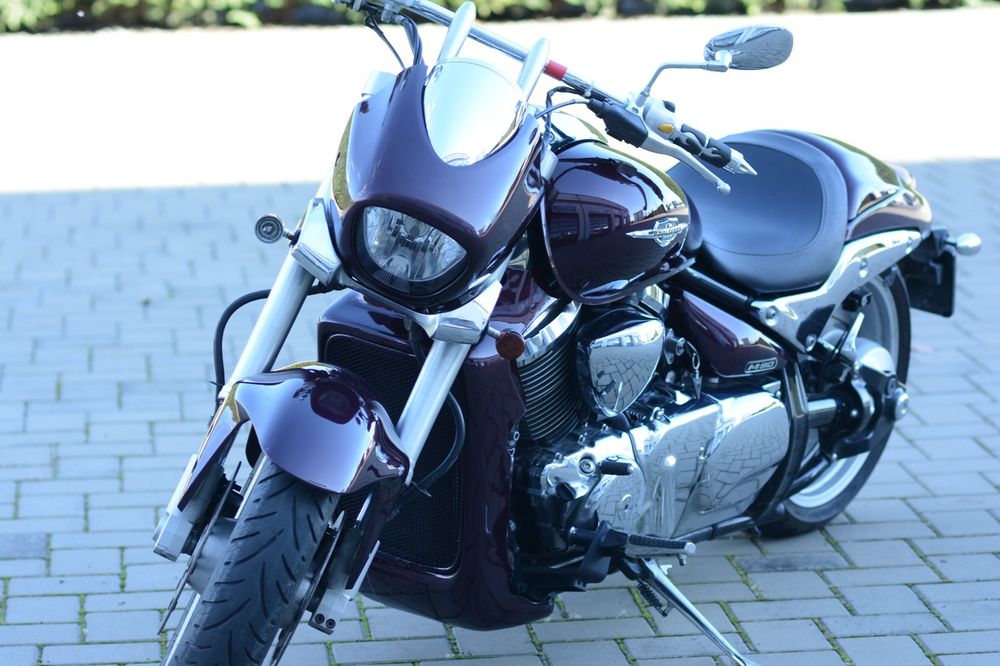 Suzuki Boulevard M90 – Putere, Stil și Confort în aceeași motocicletă!