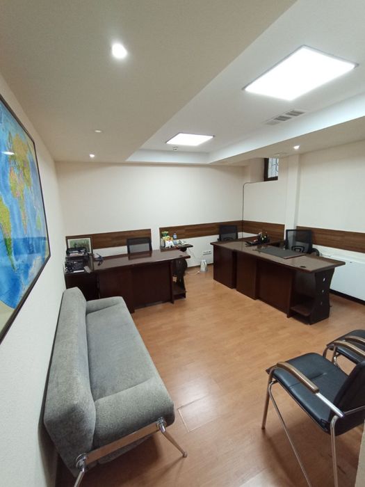 Офис в Бизнес Центре 25 кв.м. с мебелью Садык Азимова ГУВД Эфенди