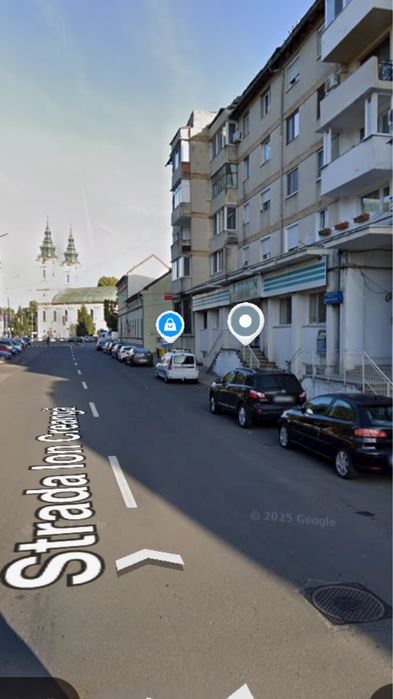 Proprietar Închiriez apartament 4 camere lângă Parcul Copiilor și Primărie