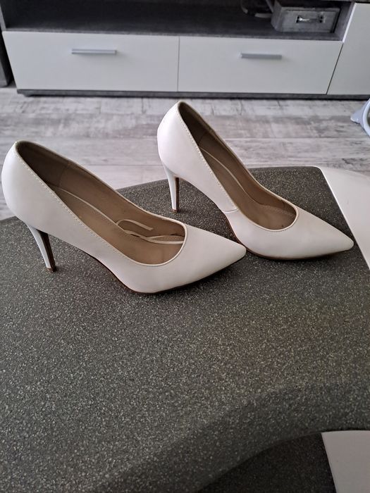 Елегантни обувки