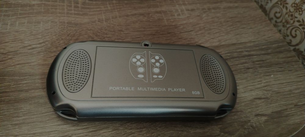 Приставка и телефон