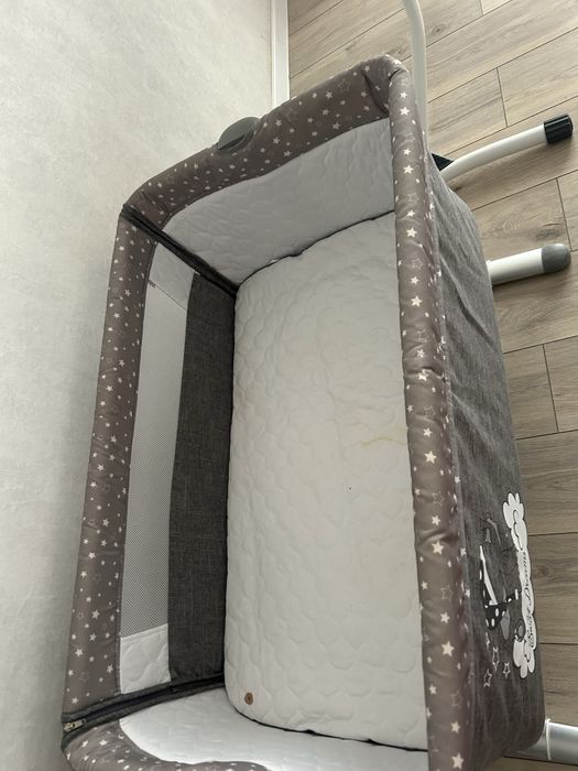 Манеж прикроватный