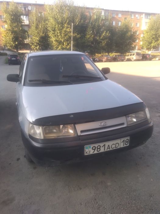 Продам ваз 2110  машина 5 летка