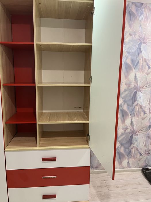 Шкаф детский для девоче.