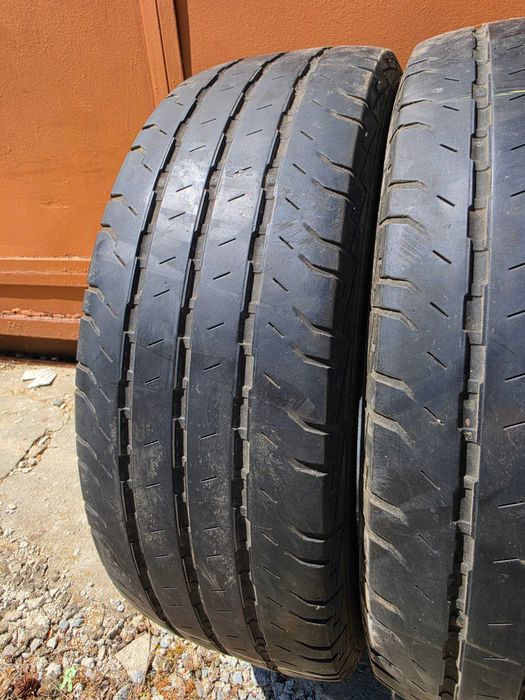 2 бр. гуми за бус 215/65/16C Continental DOT 2019 5 mm