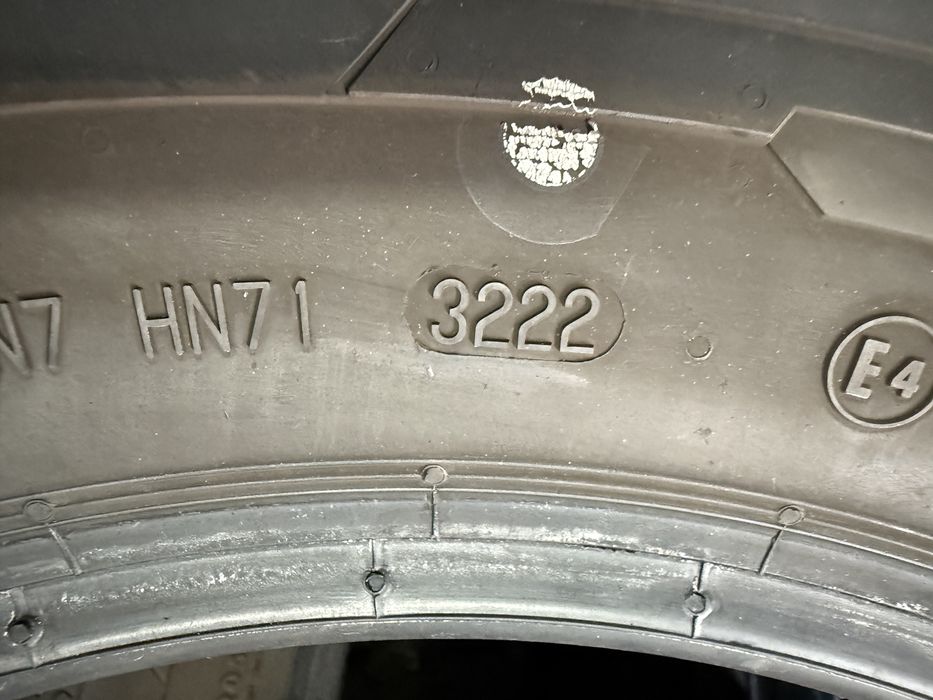 Set Anvelope 205/75 R16C Continental ContiVanContact