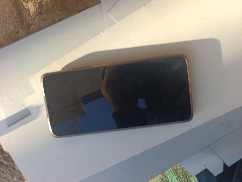 Sotiladi 200$ kelishamiz