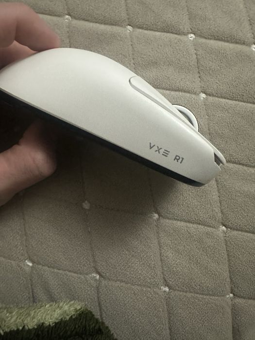 Продам игровую мышь