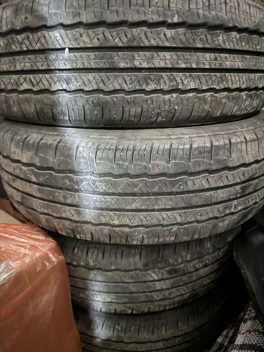 Продам комплект резины