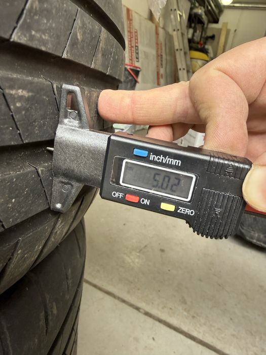 Bridgestone Turanza Enliten 225/65 R17 102V dot 97 22