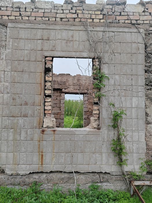 Продаётся большой земельный участок