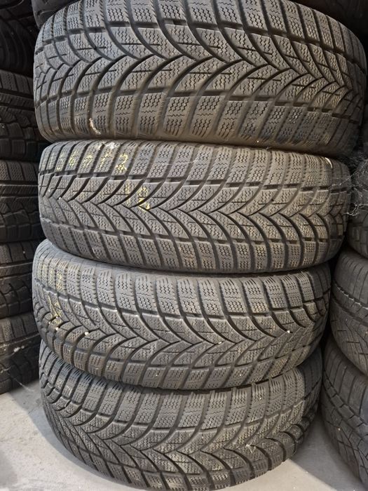 215 60 17 anvelope de iarna Suv 4X4 Hyundai Kia Mazda