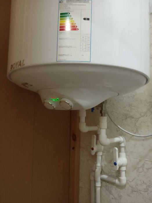 Продаеться Водонагреватель 100 л