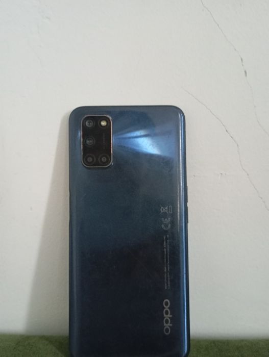 Oppo A72 телефон в Б/У