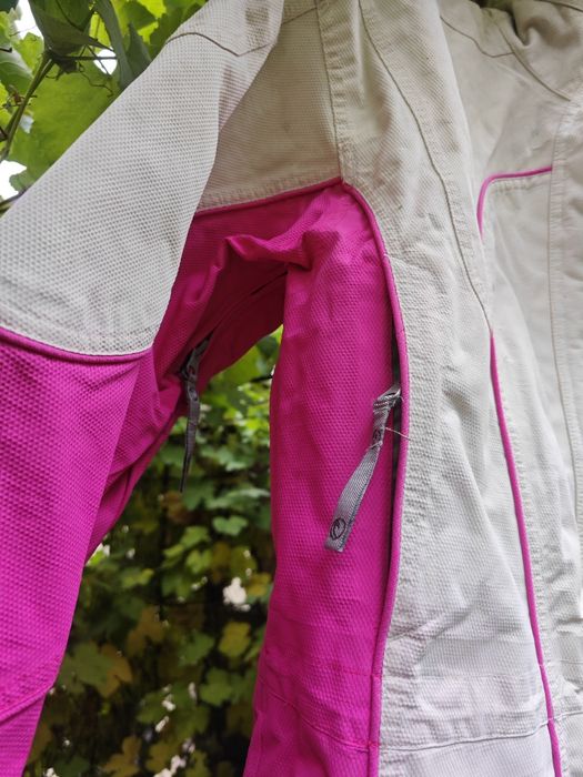 Black style, original.