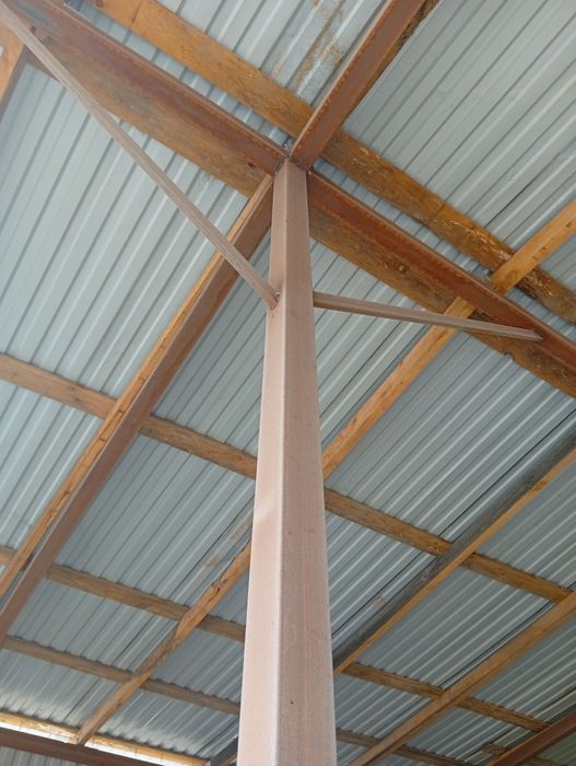 Навес профнастил стропила