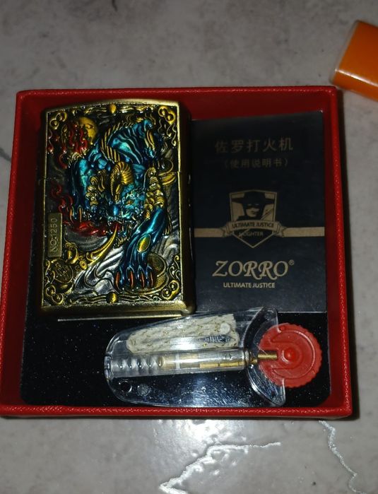 Зажигалка зиппа продаем