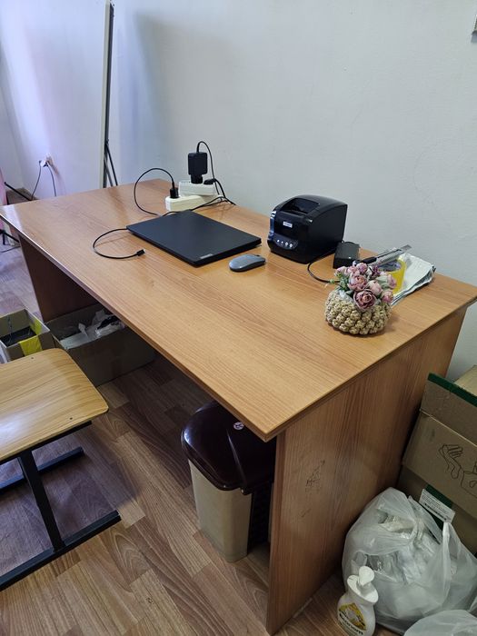 Подарю стол для офиса