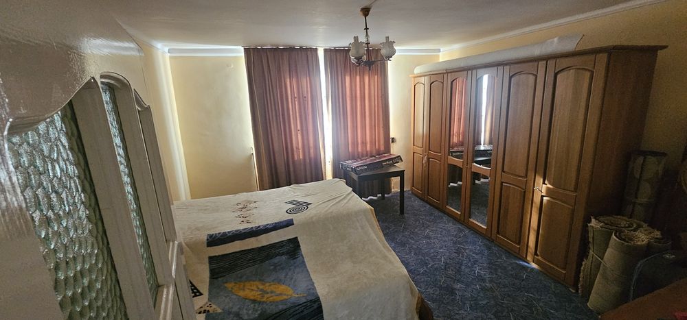 Casă la preț de apartament la 35 de km de oradea - Lugasu de Jos