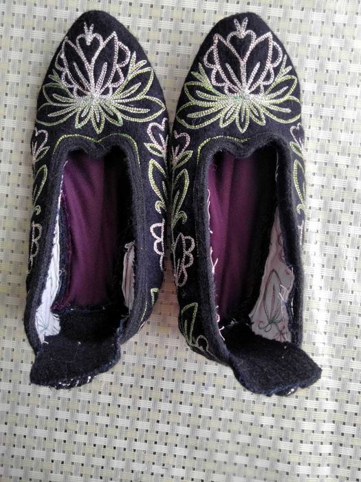 Родопски терлици и пантофи