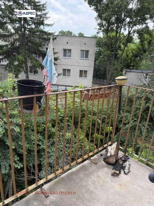 2-стаен в Плевен-Широк център площ 65 цена 75000